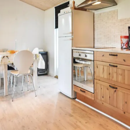 Three-bedroom Holiday In